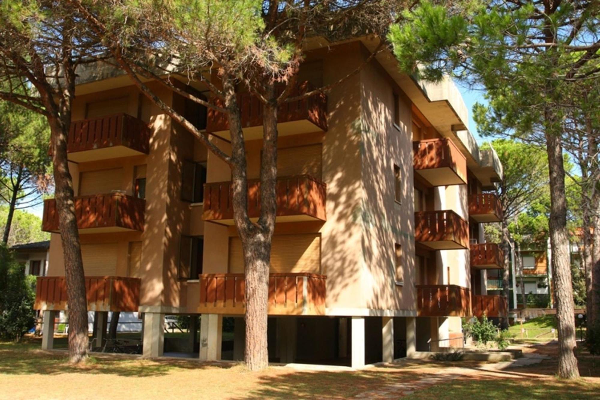Graceful With A Bright Terrace - Beahost Apartment Bibione